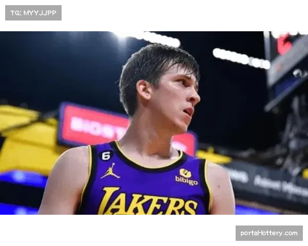 深度通讯：从落选秀到首发——里弗斯讲述尼克斯后卫麦克布莱德的成长之路